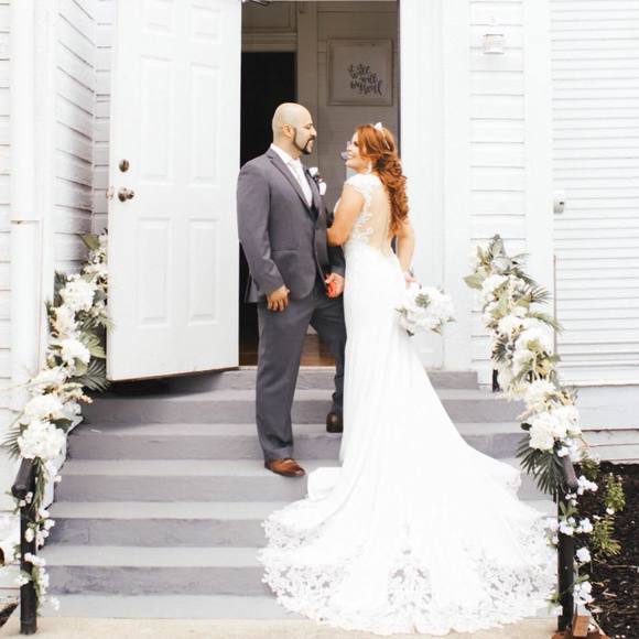 Meet your Posher, Erica - Picture 1 of 1